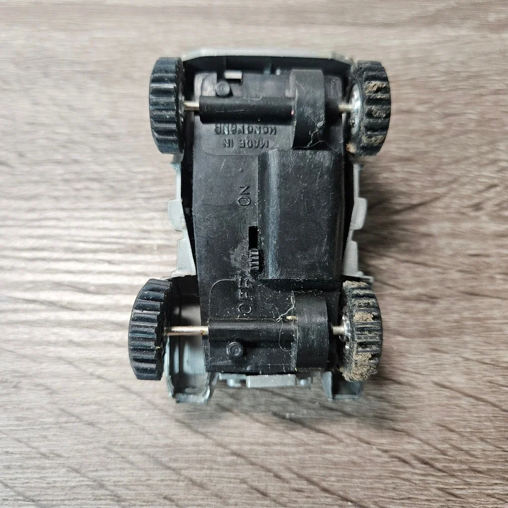 Vintage 4x4 Toy Jeep Battery Operated Olive Green Made in Hong Kong 3 Inch